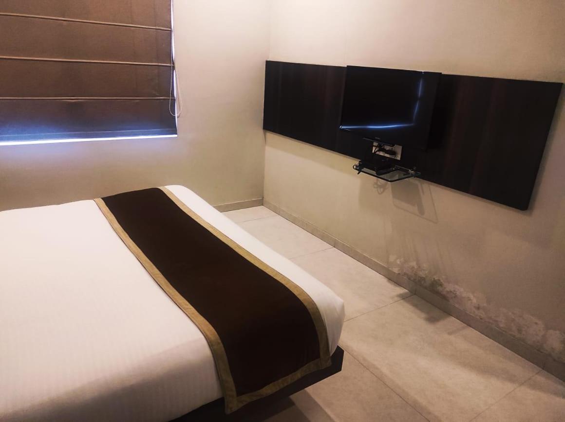 Hotel Rasika Kolhapur Luaran gambar