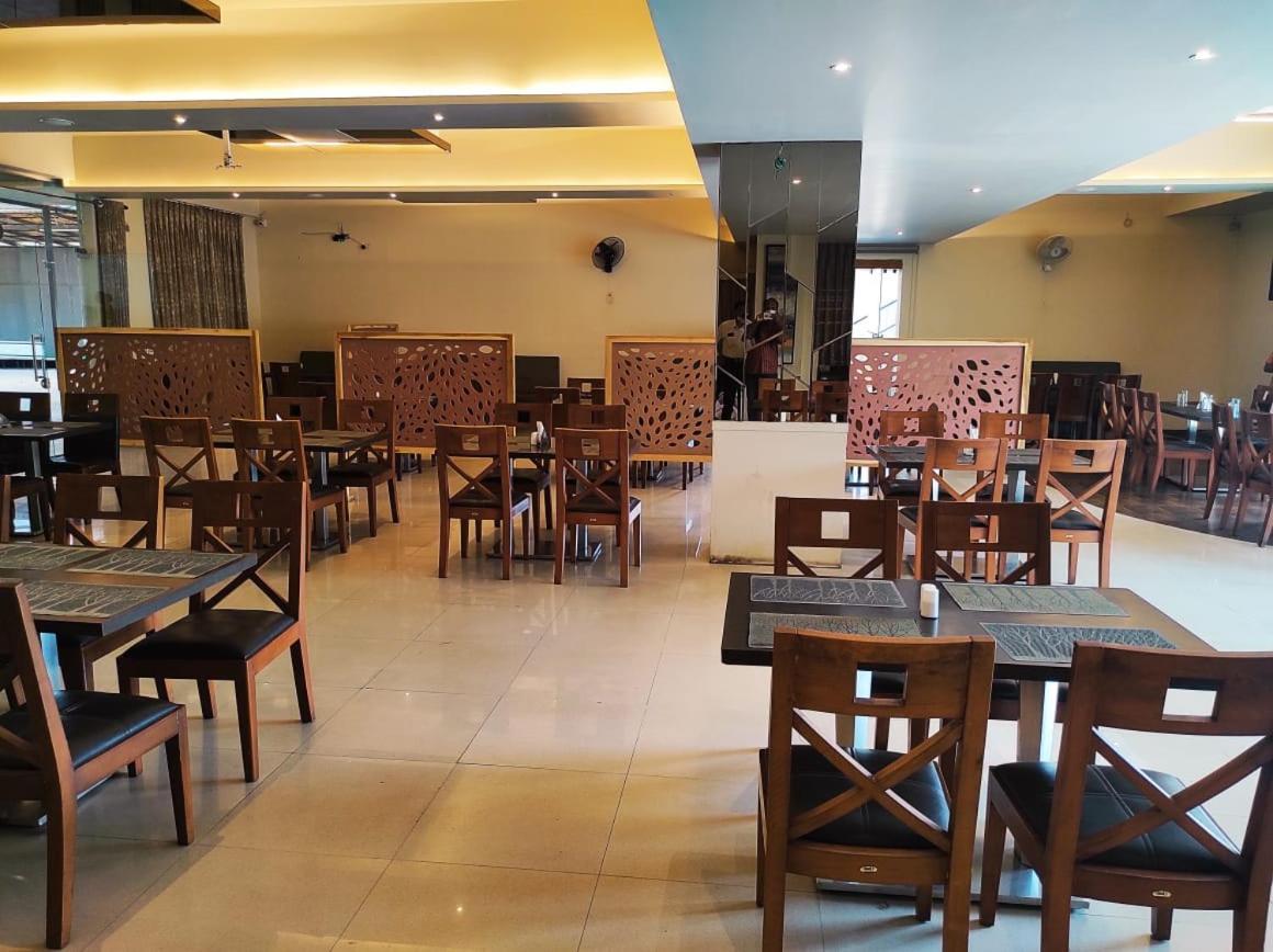 Hotel Rasika Kolhapur Luaran gambar